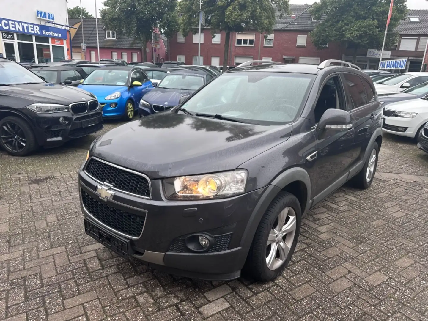 Chevrolet Captiva 2.2 D LT+*LEDER*7SITZER*AUTOMATIK*** Gri - 1