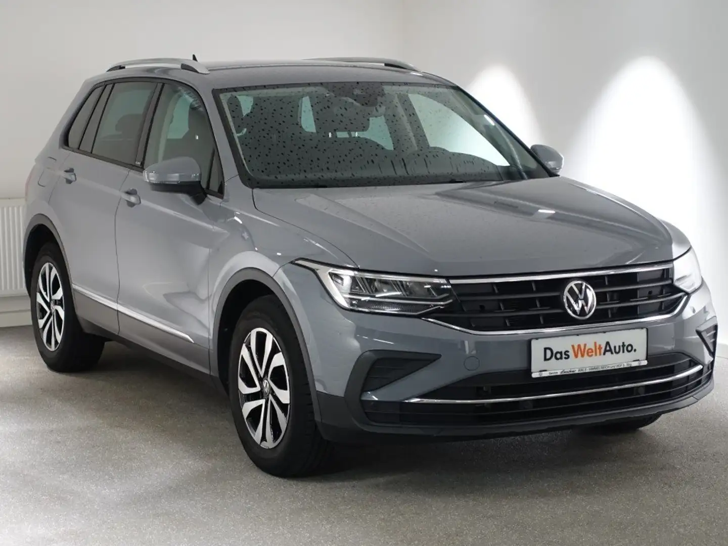 Volkswagen Tiguan Tiguan Life TSI ACT, 2021 Grau - 1