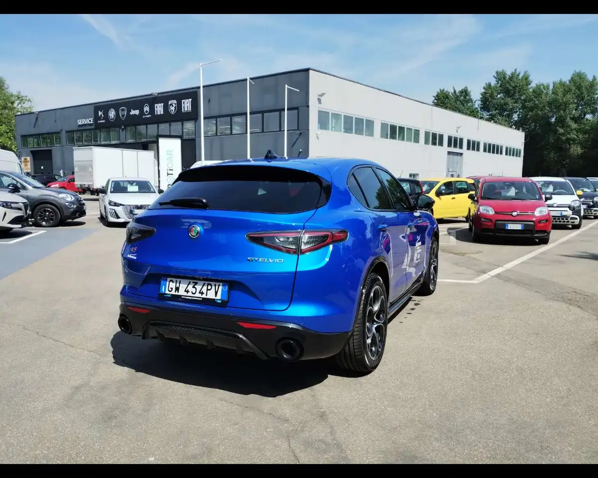 Alfa Romeo Stelvio 2024