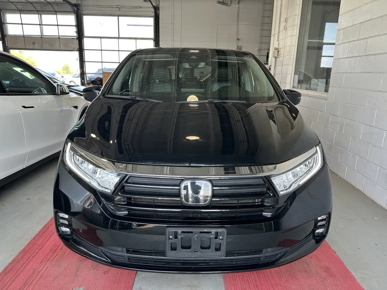 Honda Odyssey снимка Honda Odyssey