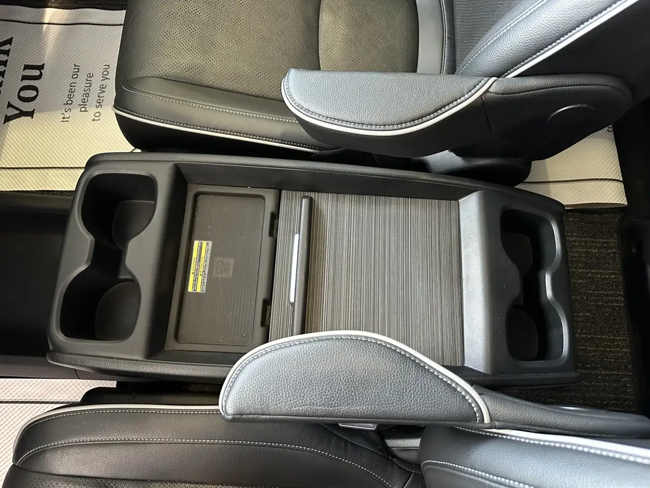 Honda Odyssey снимка Honda Odyssey