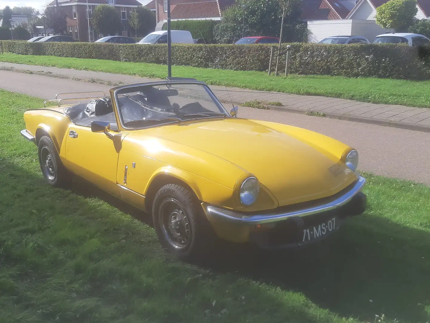 Triumph Spitfire Spitfire Soft Top Geel - 1