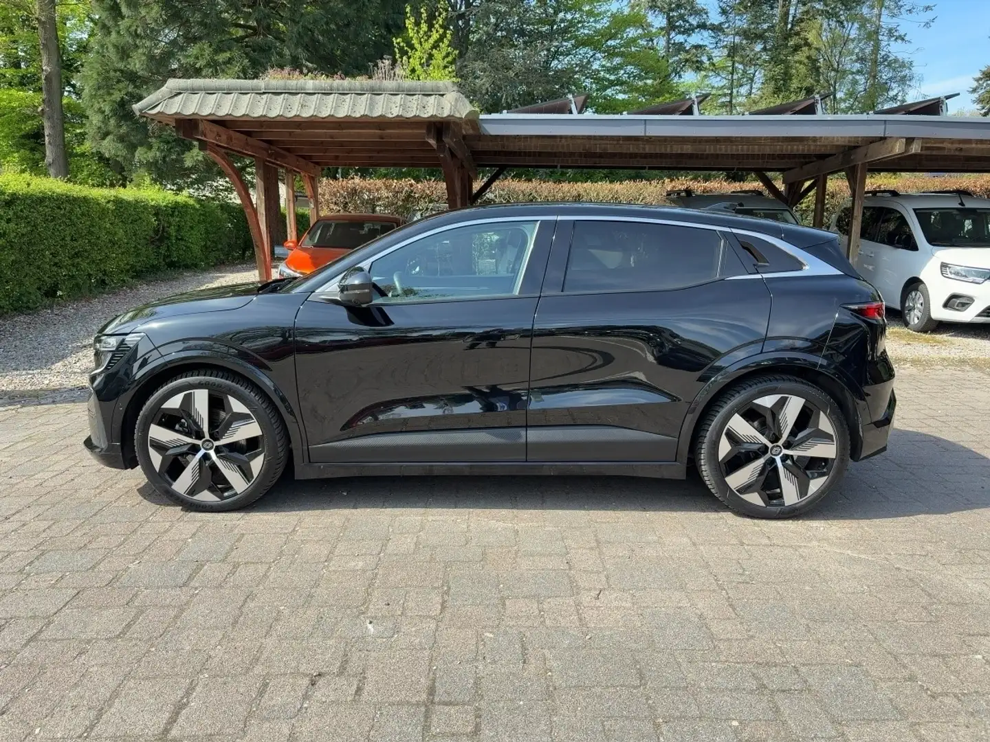 Renault Megane E-Tech Techno EV60 220hp Schwarz - 2