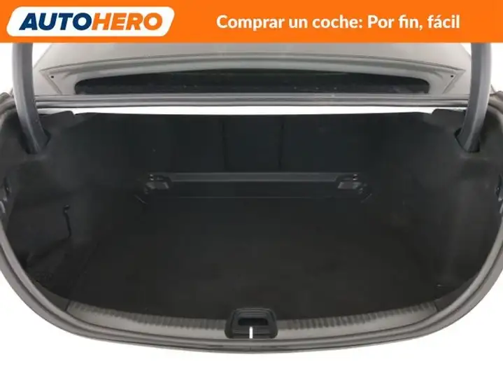 Mercedes-Benz Clase C 2022, foto 18