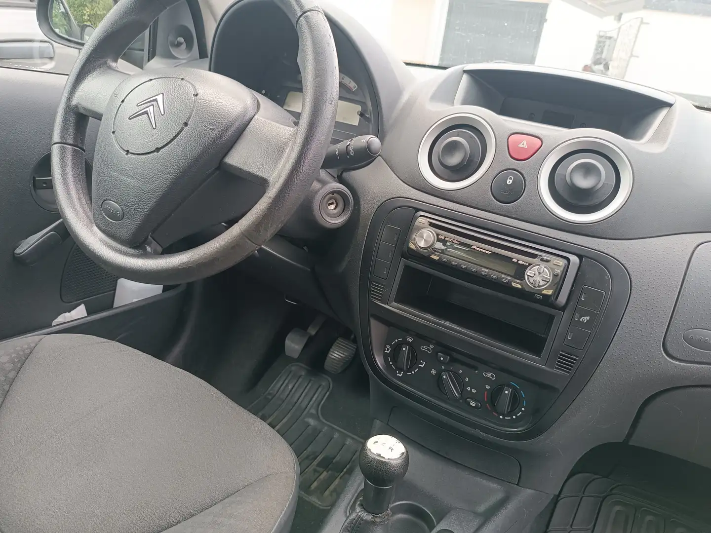 Citroen C2 C2 1.1 Advance Schwarz - 2