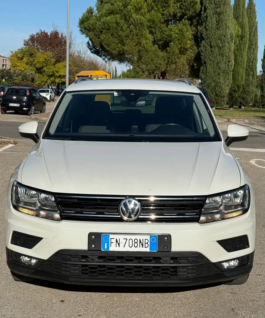 Volkswagen Tiguan Tiguan 1.6 tdi Business 115cv Bianco - 2