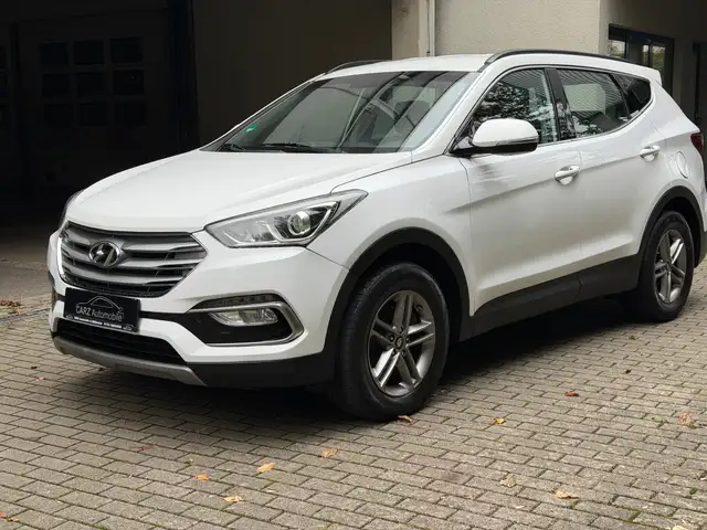 Hyundai SANTA FE Family 2WD ** 2. Hand **