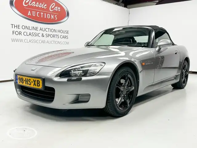 Honda S 2000 Convertible - ONLINE AUCTION