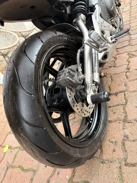 Kawasaki ER - 6 N - foto 5