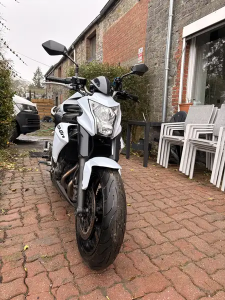 Kawasaki ER - 6 N - foto 3