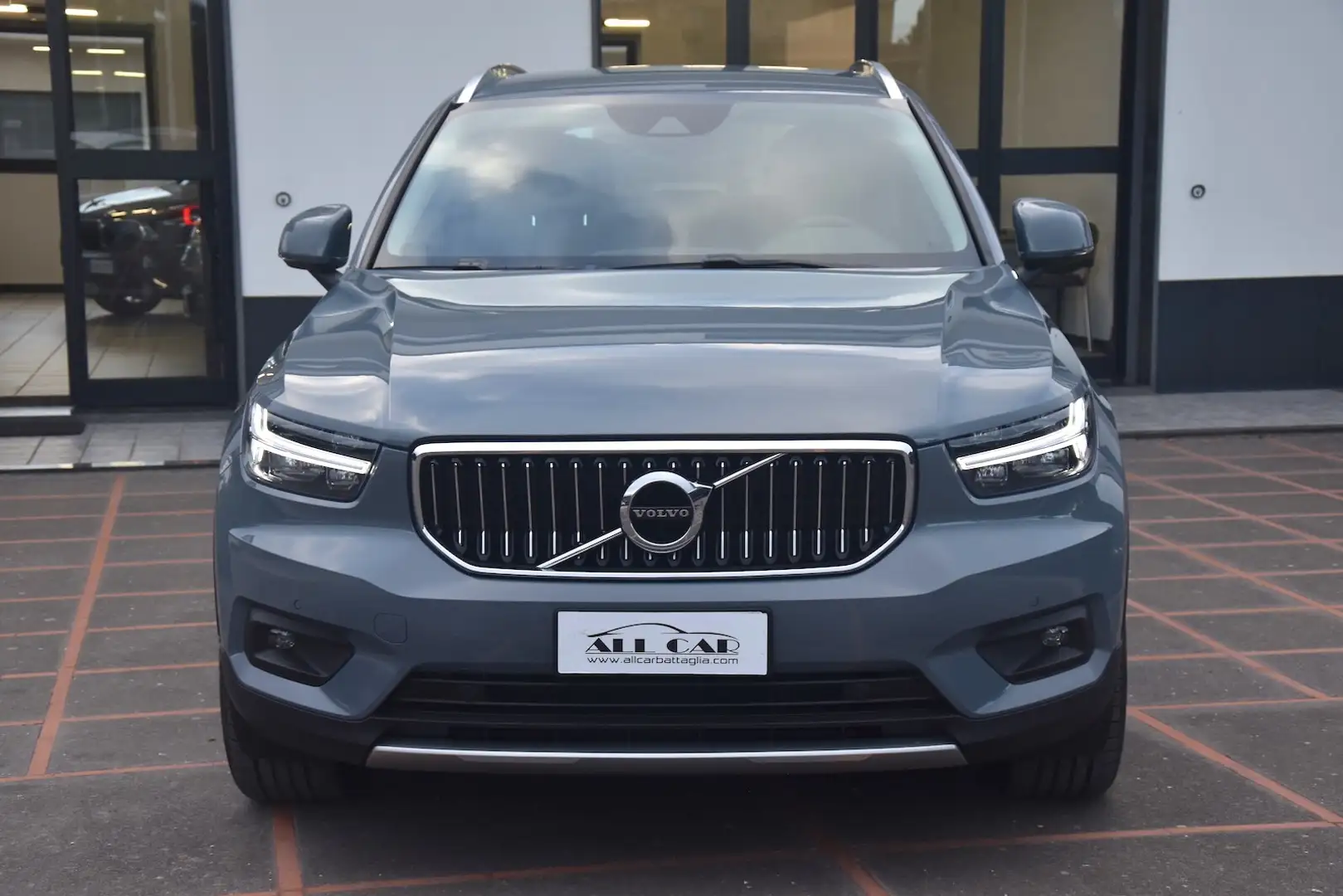 Volvo XC40 T4 Twin Engine Geartr. Inscription Grigio - 2