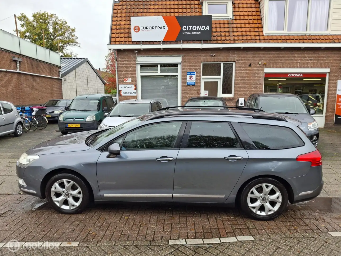 Citroen C5 Tourer 2.0 16V Ligne Business, AUTOMAAT Grijs - 2