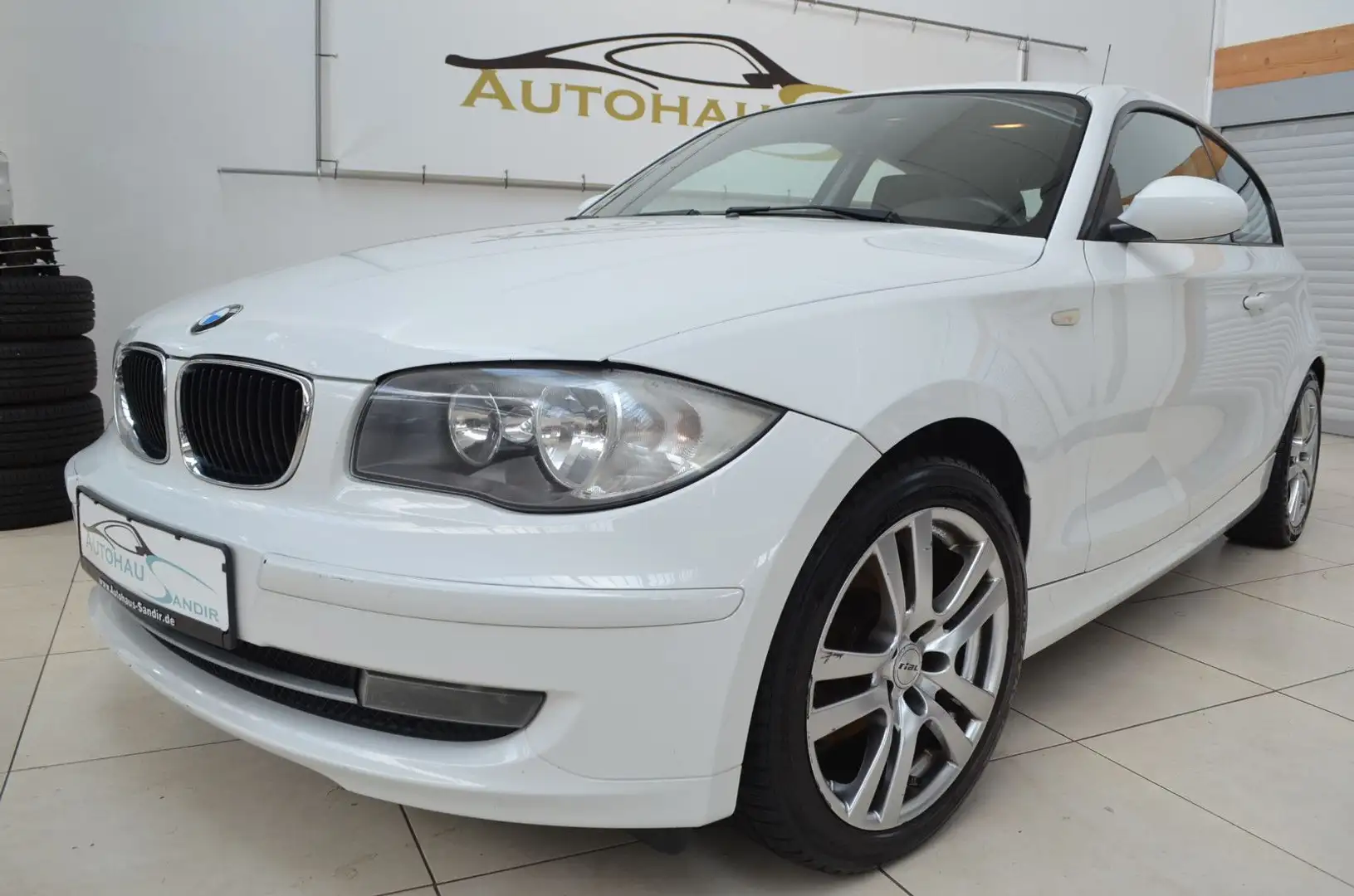 BMW 118 d Coupe ~ KLIMA White - 1