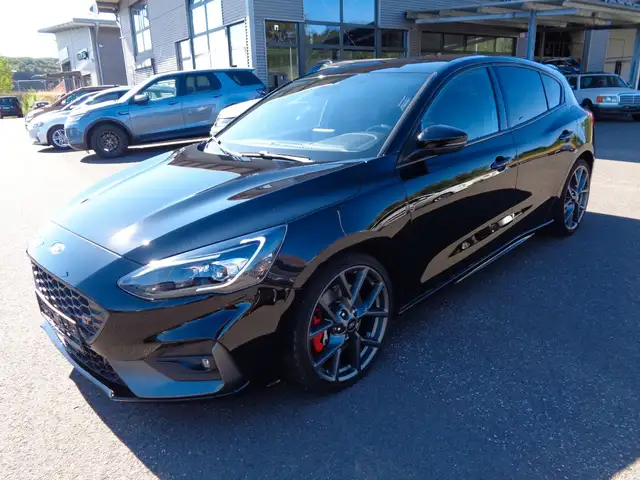 2020 Ford Focus in Black for sale