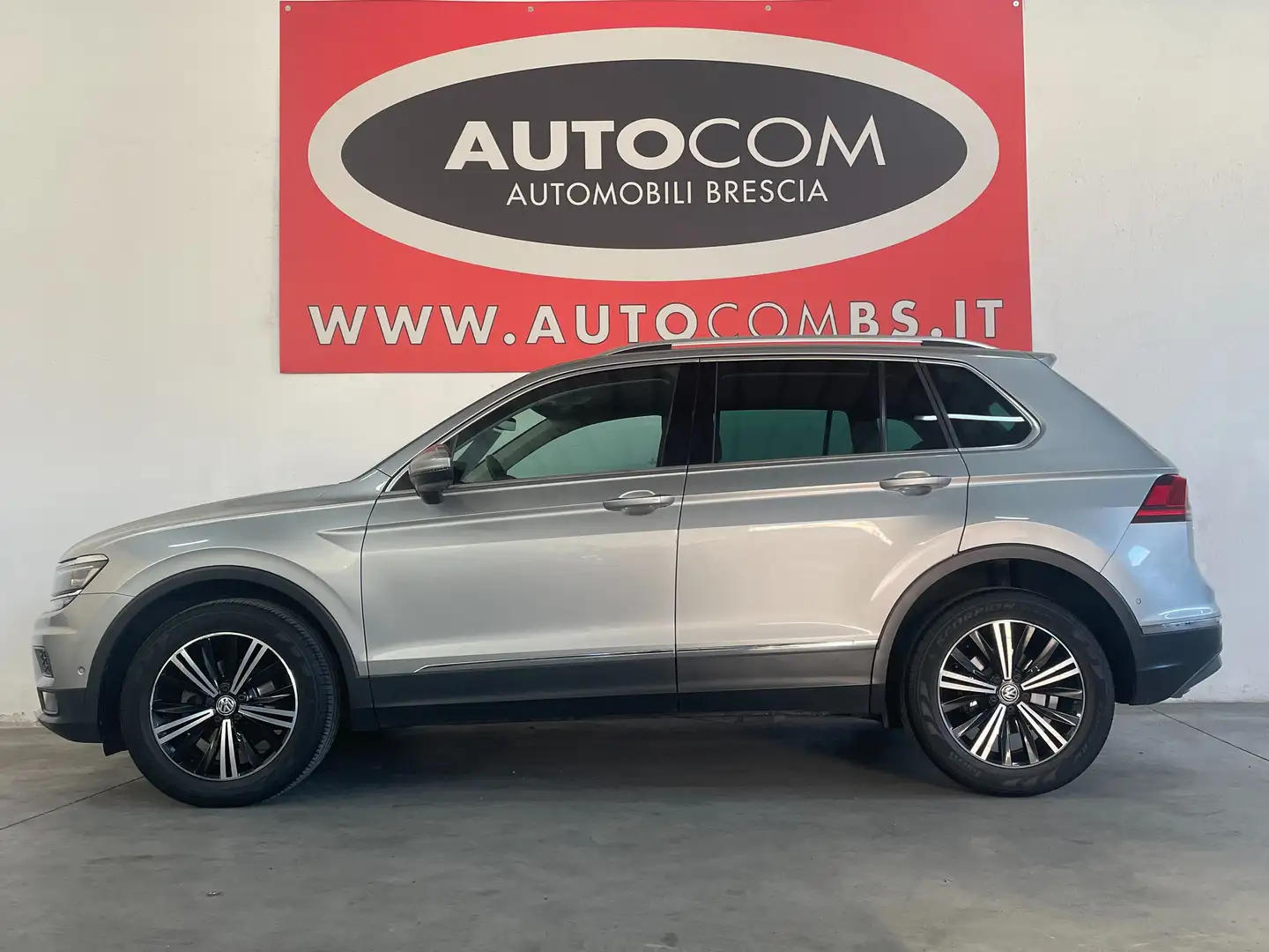 Volkswagen Tiguan 2.0 tdi Advanced 4motion 150cv dsg Grigio - 1