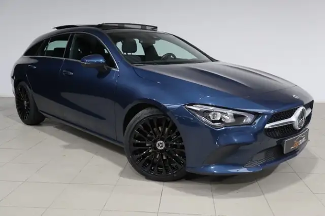 Mercedes-Benz CLA 180 Open dak