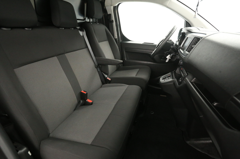 Citroen Jumpy e-Jumpy Toyota PROACE Electric Worker 75 kWh Long — photo 13