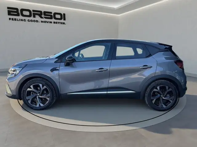 Renault Captur view 2