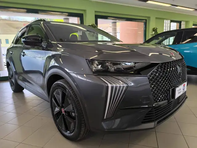 2026 DS Automobiles DS 7 Crossback in Grey for sale
