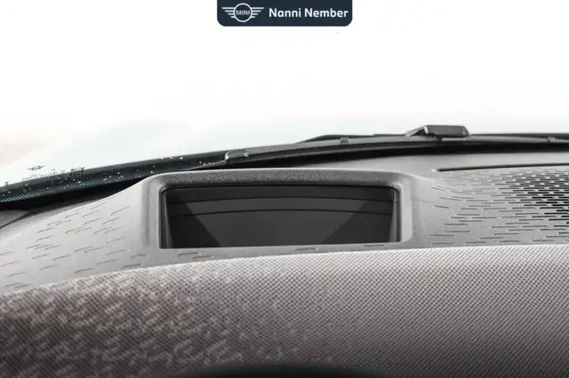 Mini Convertible view 14
