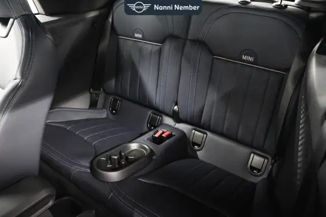 Mini Convertible view 13