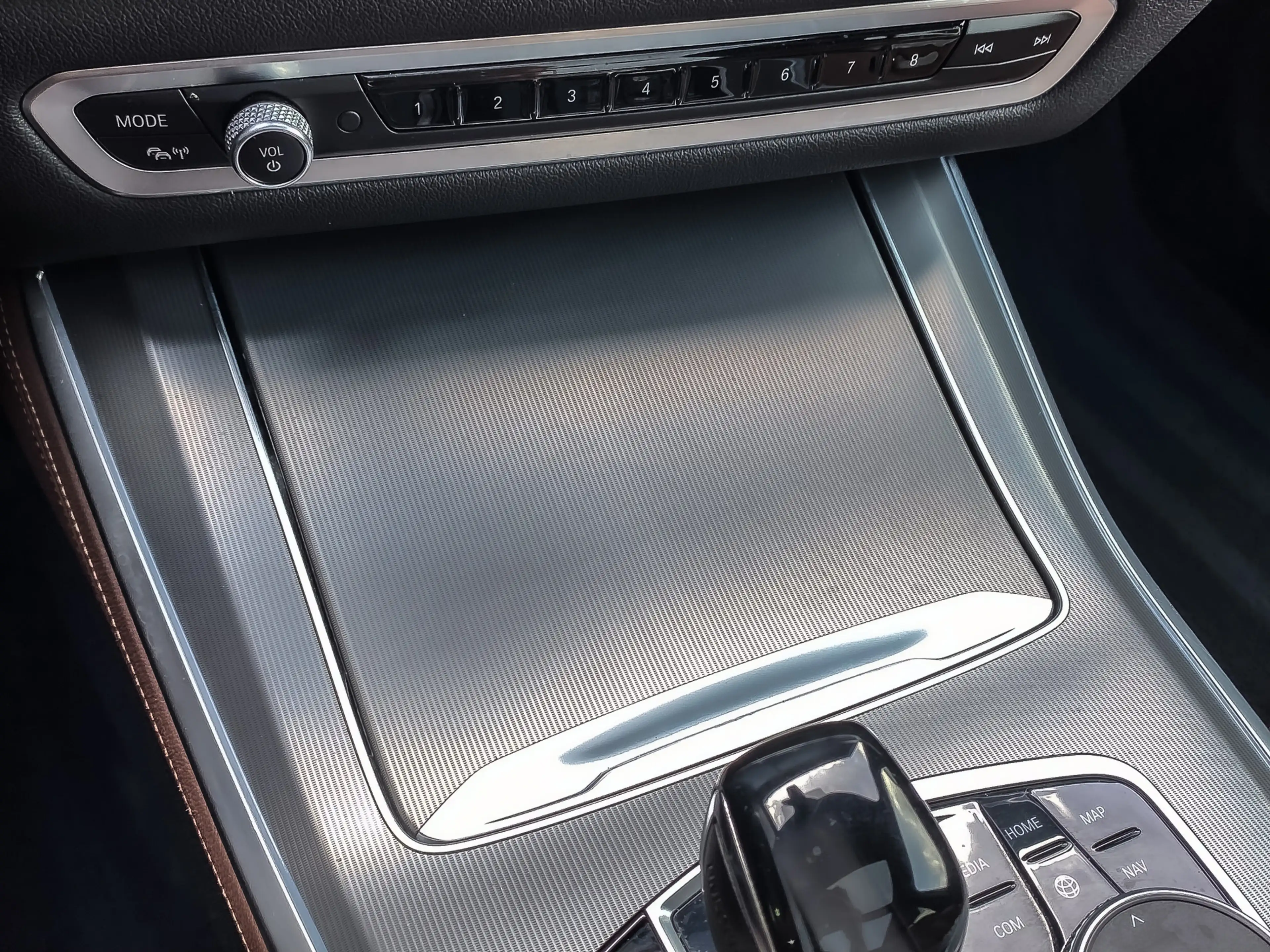BMW X5 xDrive45e 394PK High Executive M-Sport | PANO | IC — photo 37