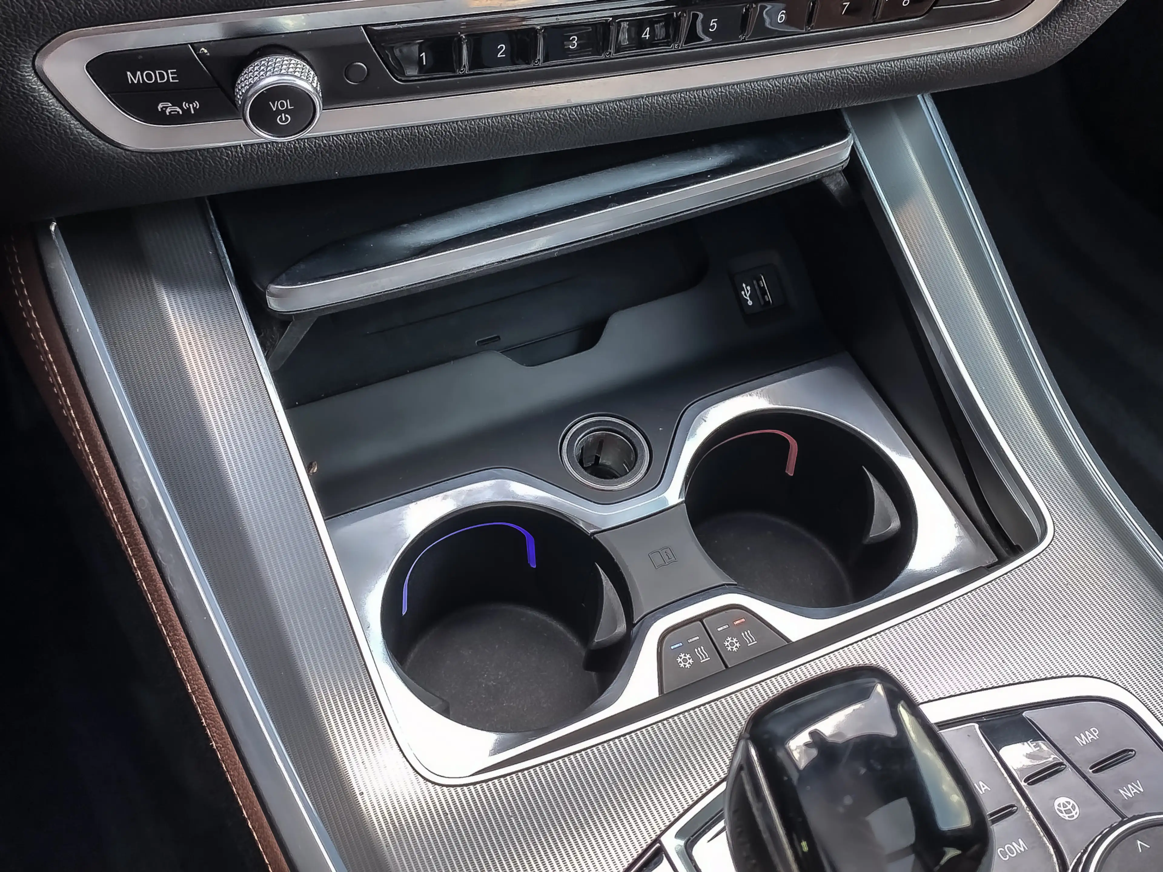 BMW X5 xDrive45e 394PK High Executive M-Sport | PANO | IC — photo 38