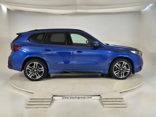 BMW X1 view 6