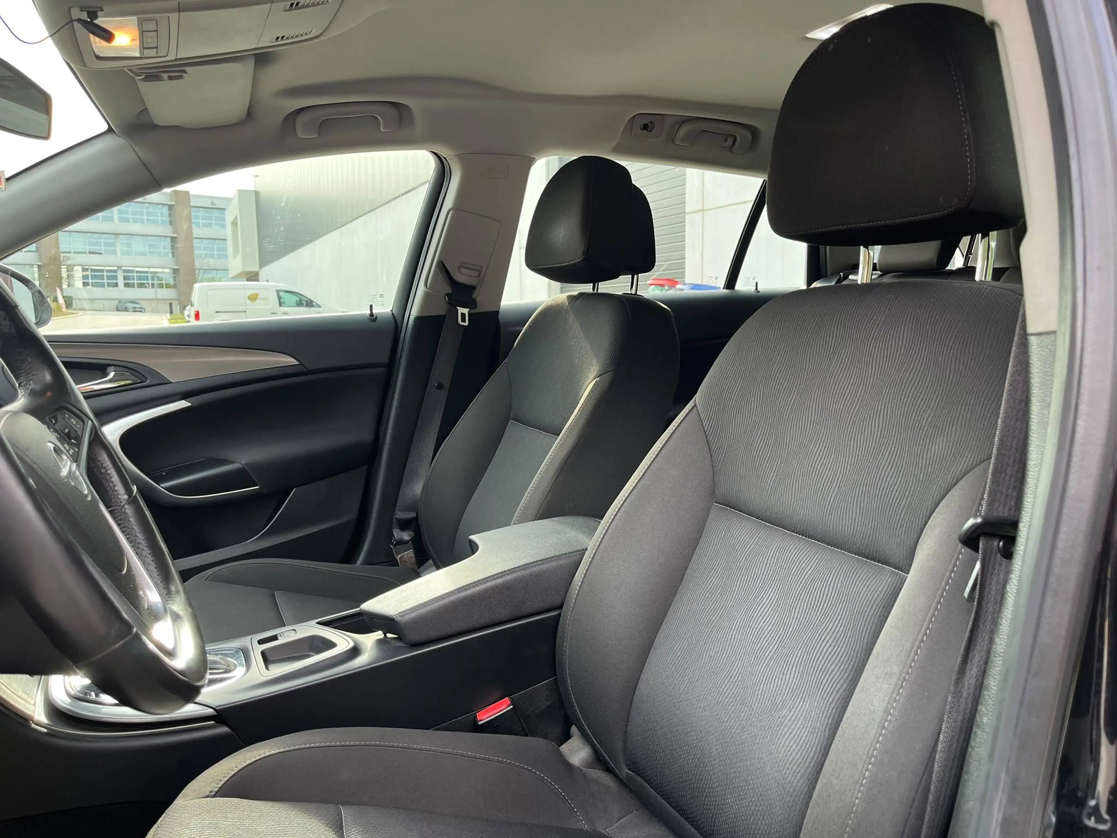 Opel Insignia Insignia Sports Tourer 2.0 Turbo 4x4 *GARANTIE* — photo 14