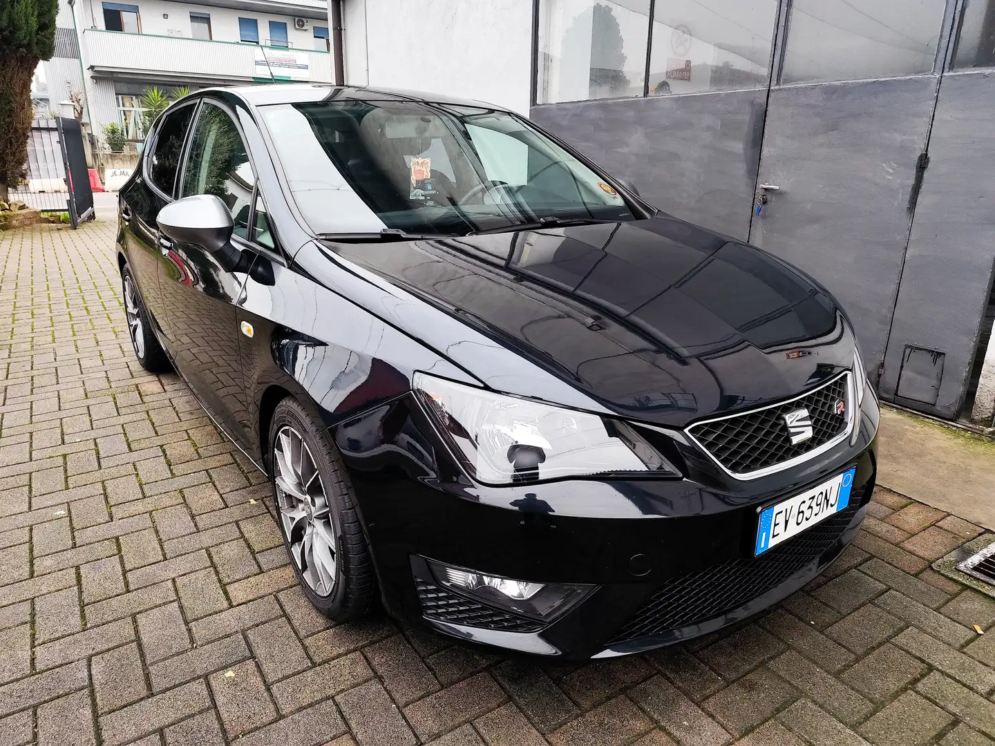 SEAT Ibiza Ibiza IV Berlina 5p 1.6 tdi cr FR 105cv - 1