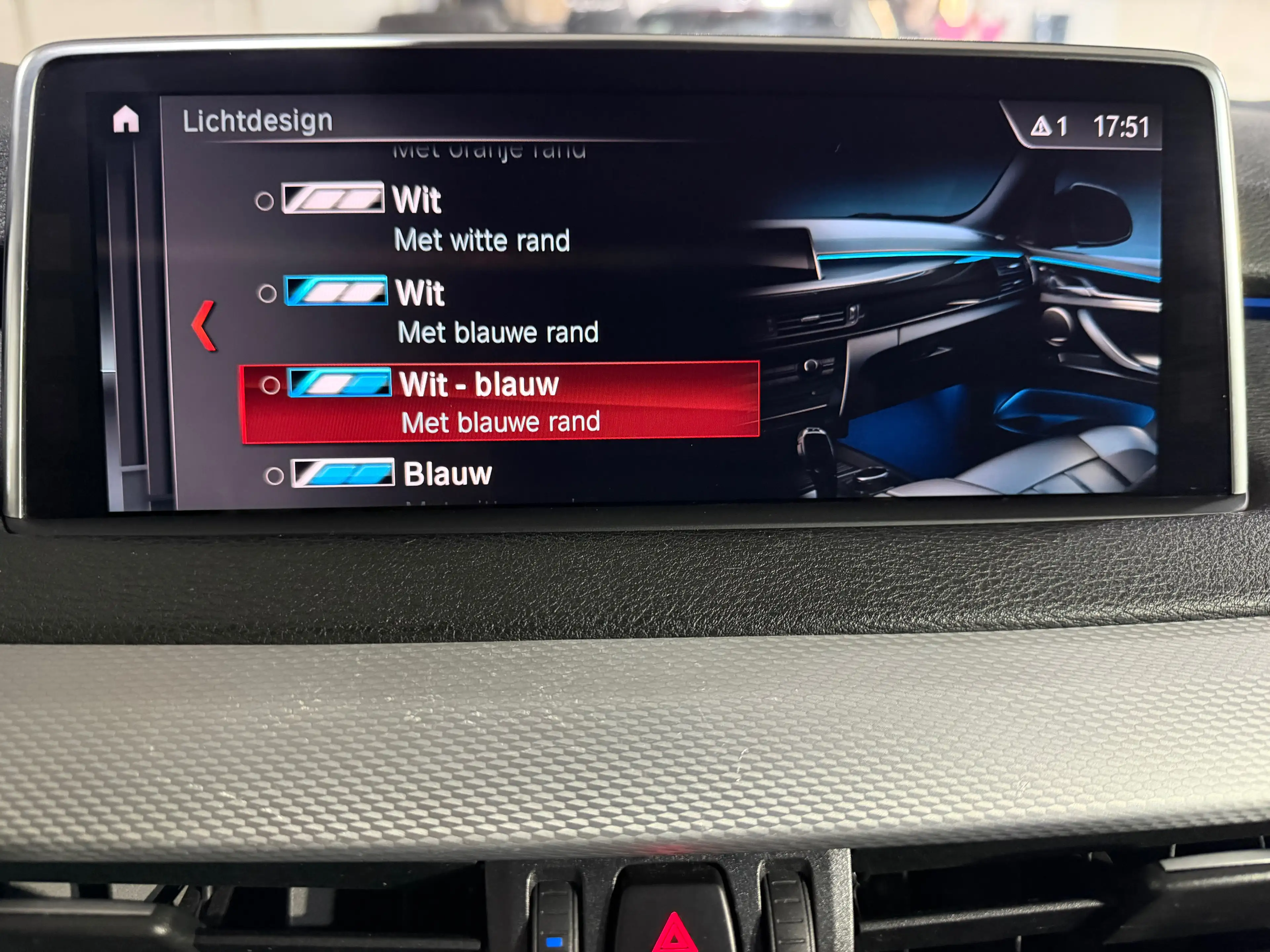 BMW X5 40e Pack M — photo 13