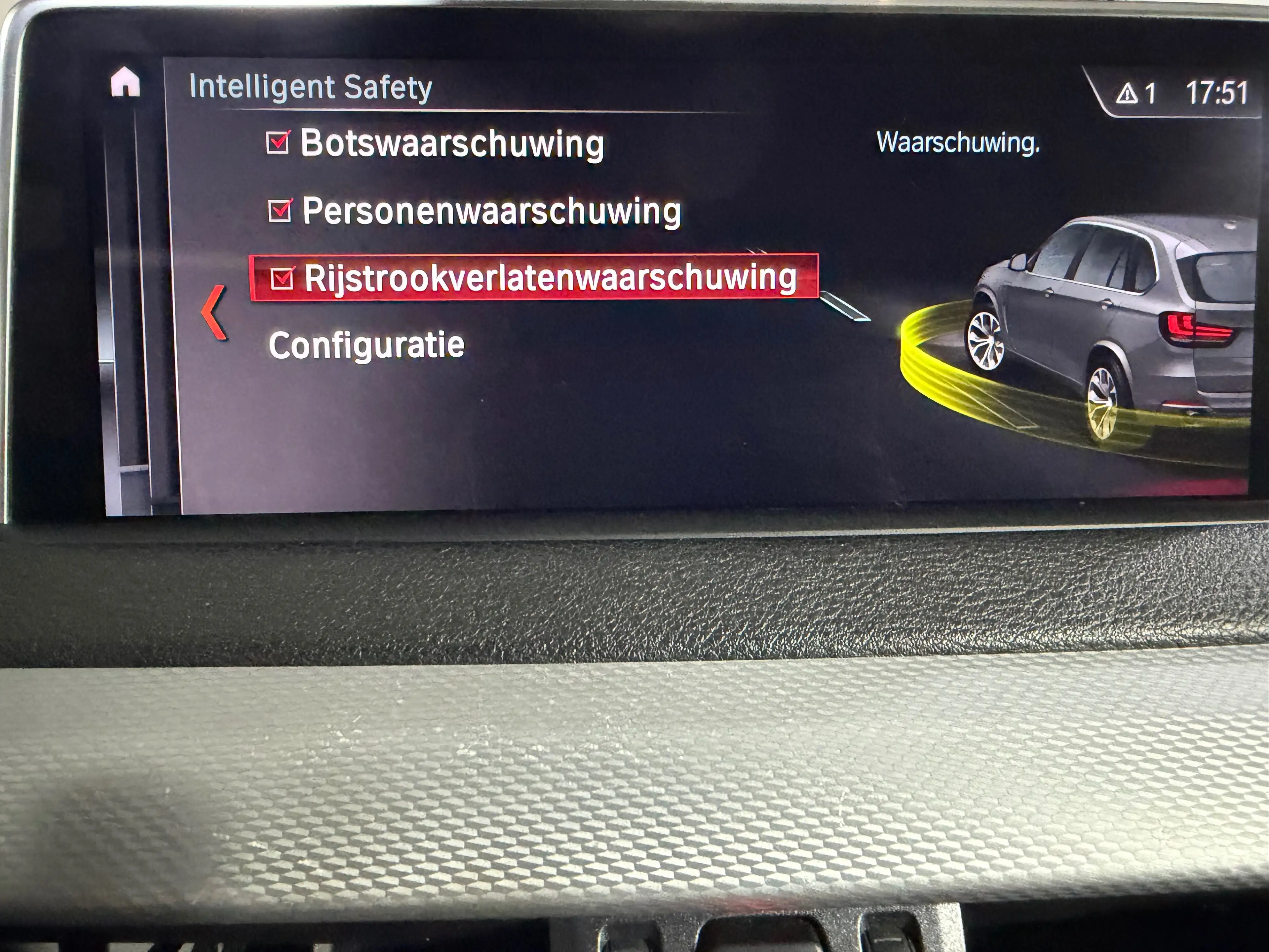 BMW X5 40e Pack M — photo 14