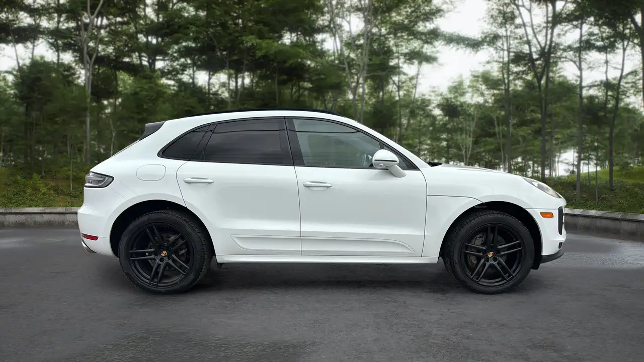 Porsche Macan снимка Porsche Macan