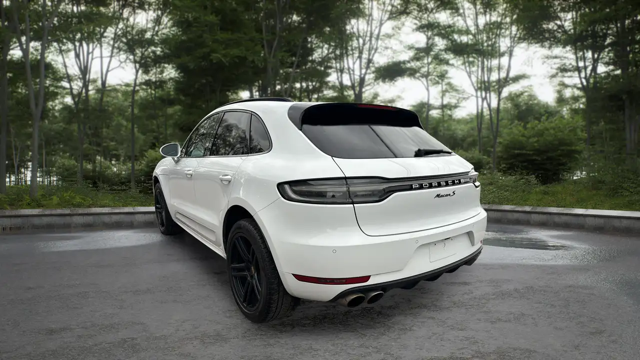 Porsche Macan снимка Porsche Macan