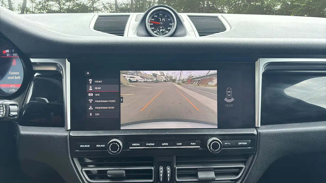 Porsche Macan снимка Porsche Macan
