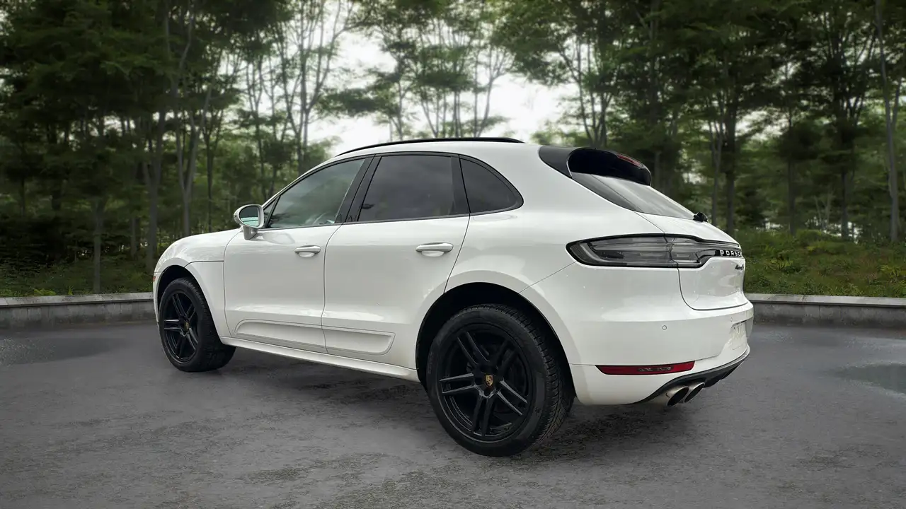 Porsche Macan снимка Porsche Macan