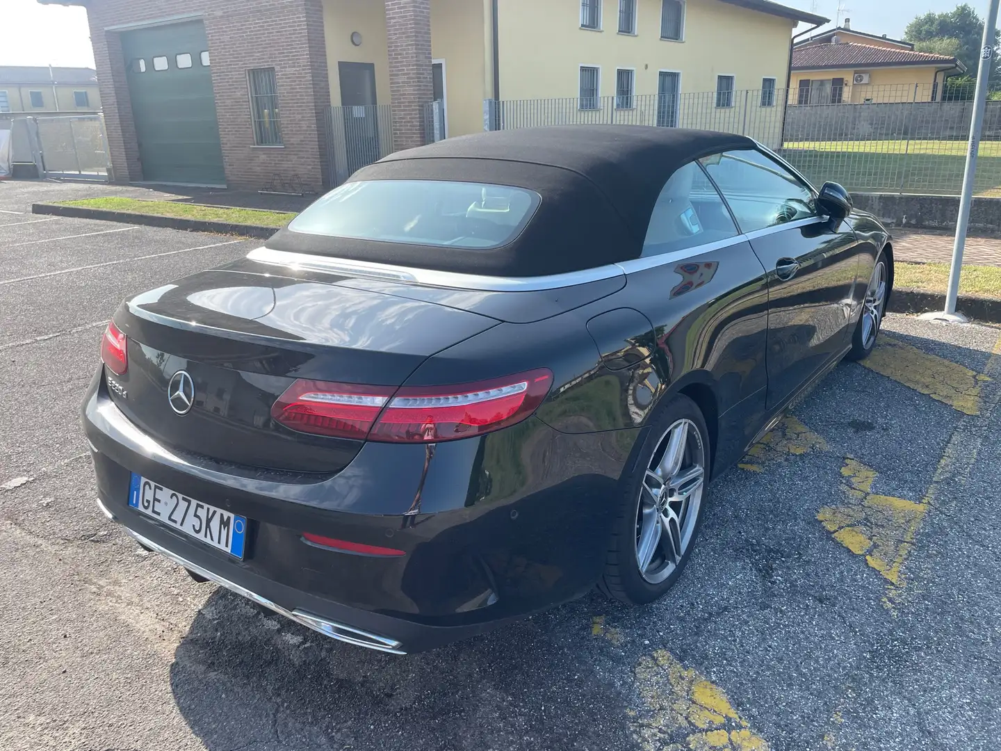 Mercedes-Benz E 220 Cabrio d Premium Plus auto - 2