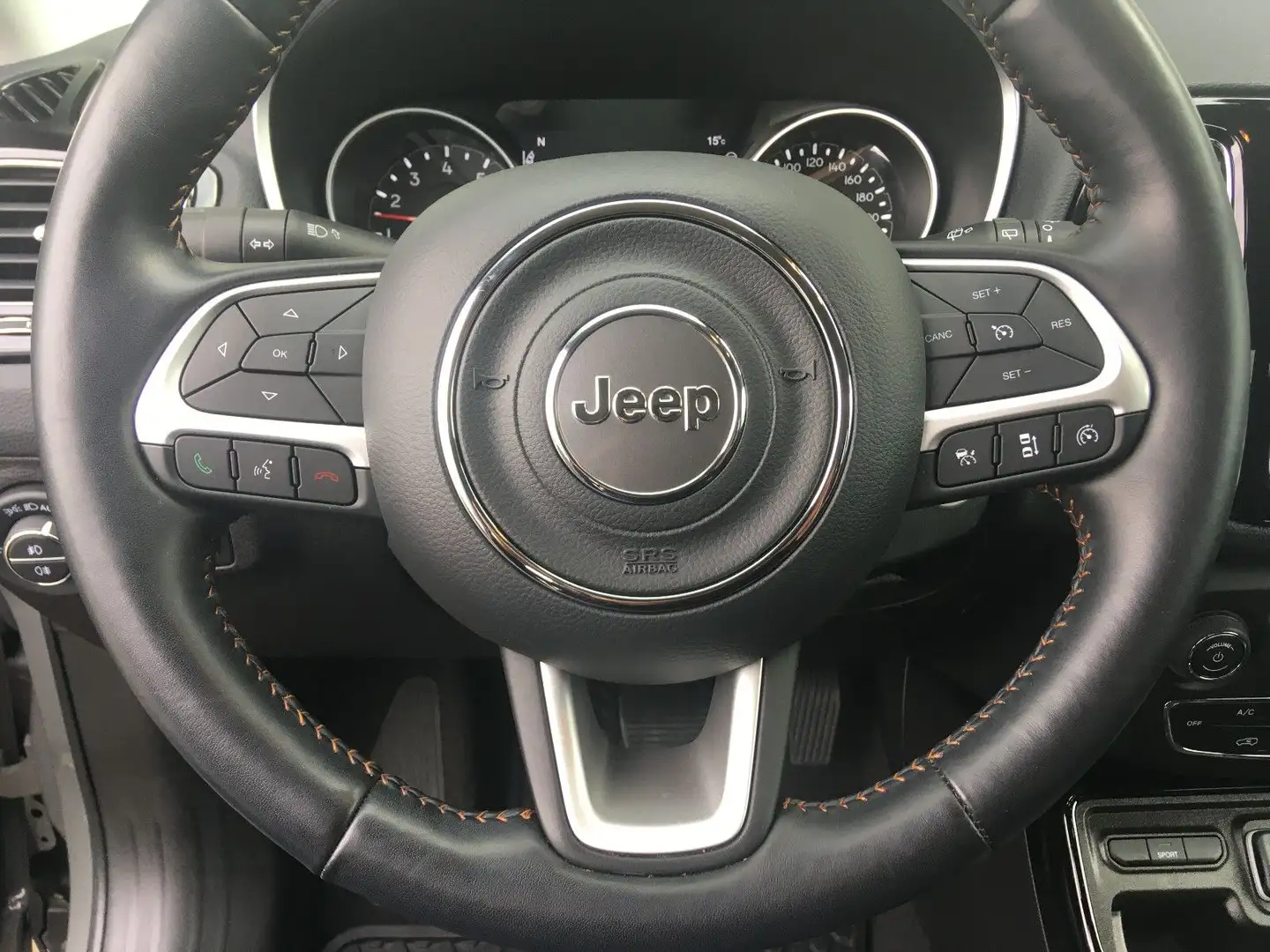 Jeep Compass 1,3 ltr. DCT Limited Grey - 2