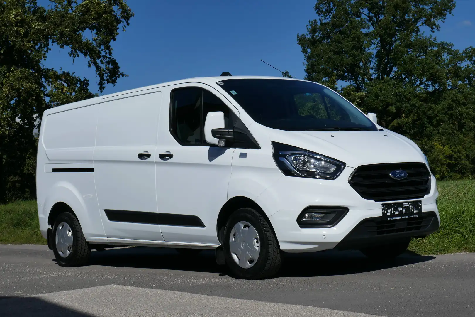 Ford Transit Custom 300 L2 Trend Weiß - 1
