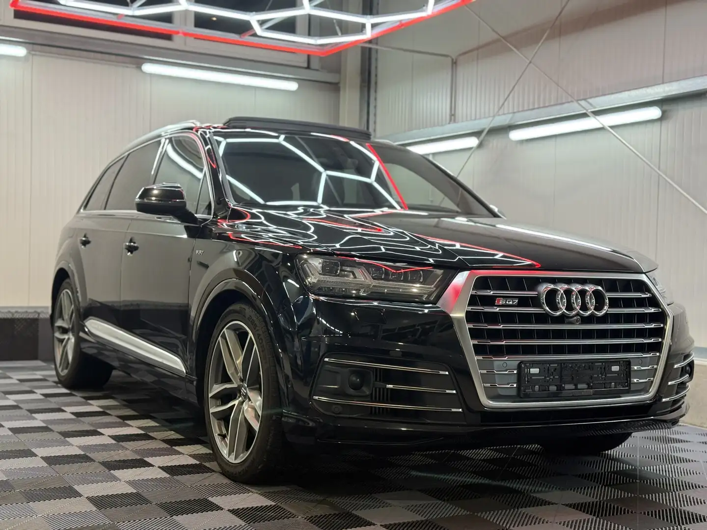 Audi SQ7 4.0 TDI quattro HUD, Pano, Ambiente, Digitaltacho Noir - 1