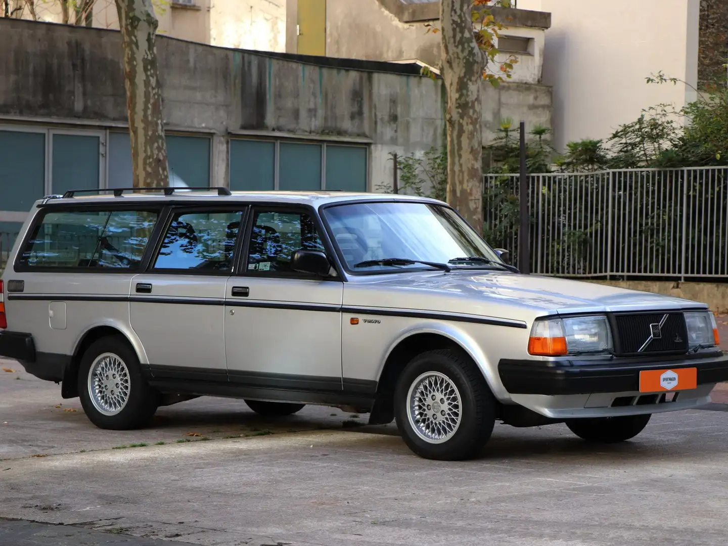 Volvo 240 240 Break 2.3i GLE Gris - 2