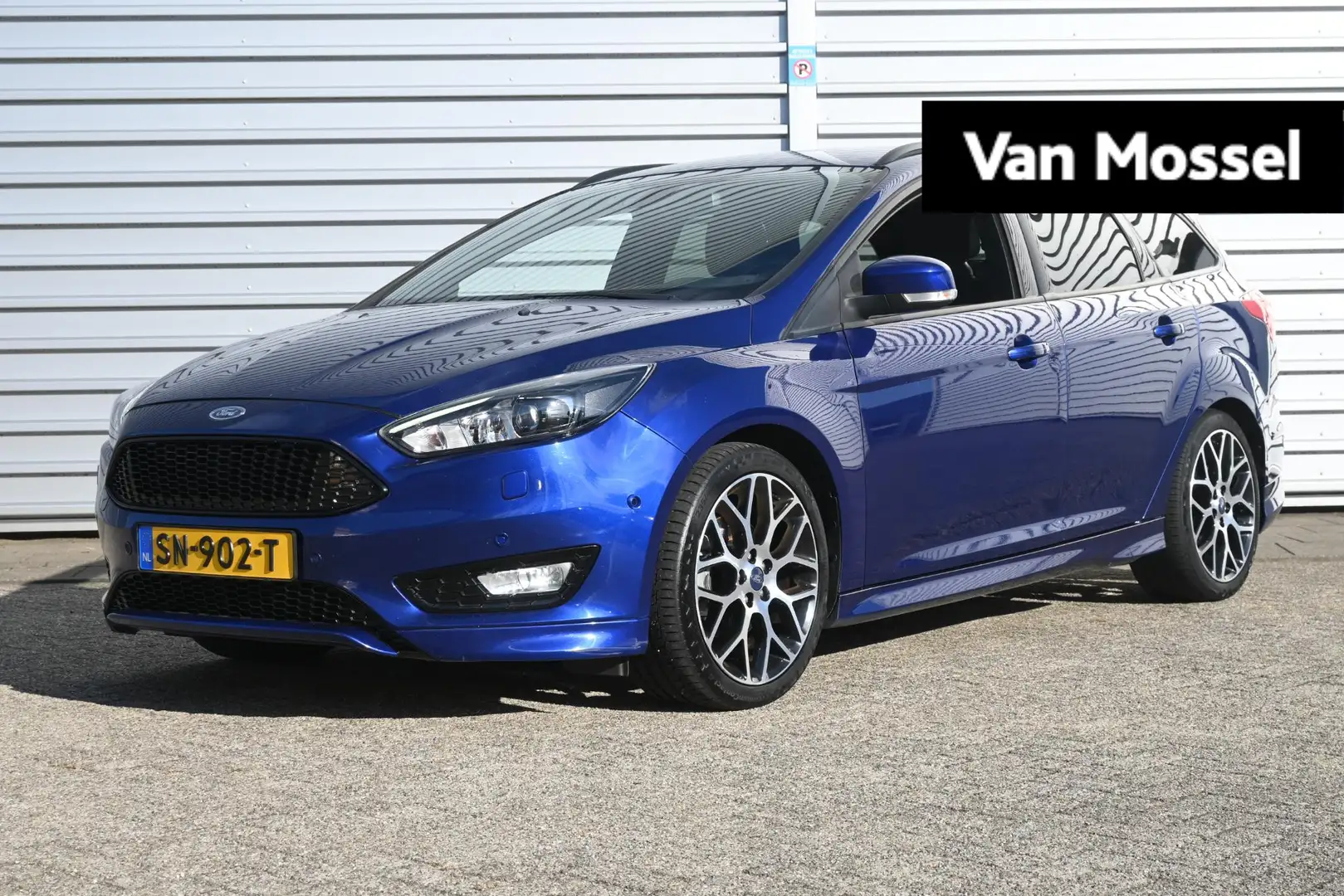 Ford Focus Wagon 1.5 ST-Line | AUTOMAAT! | Parkeersensoren | Bleu - 1