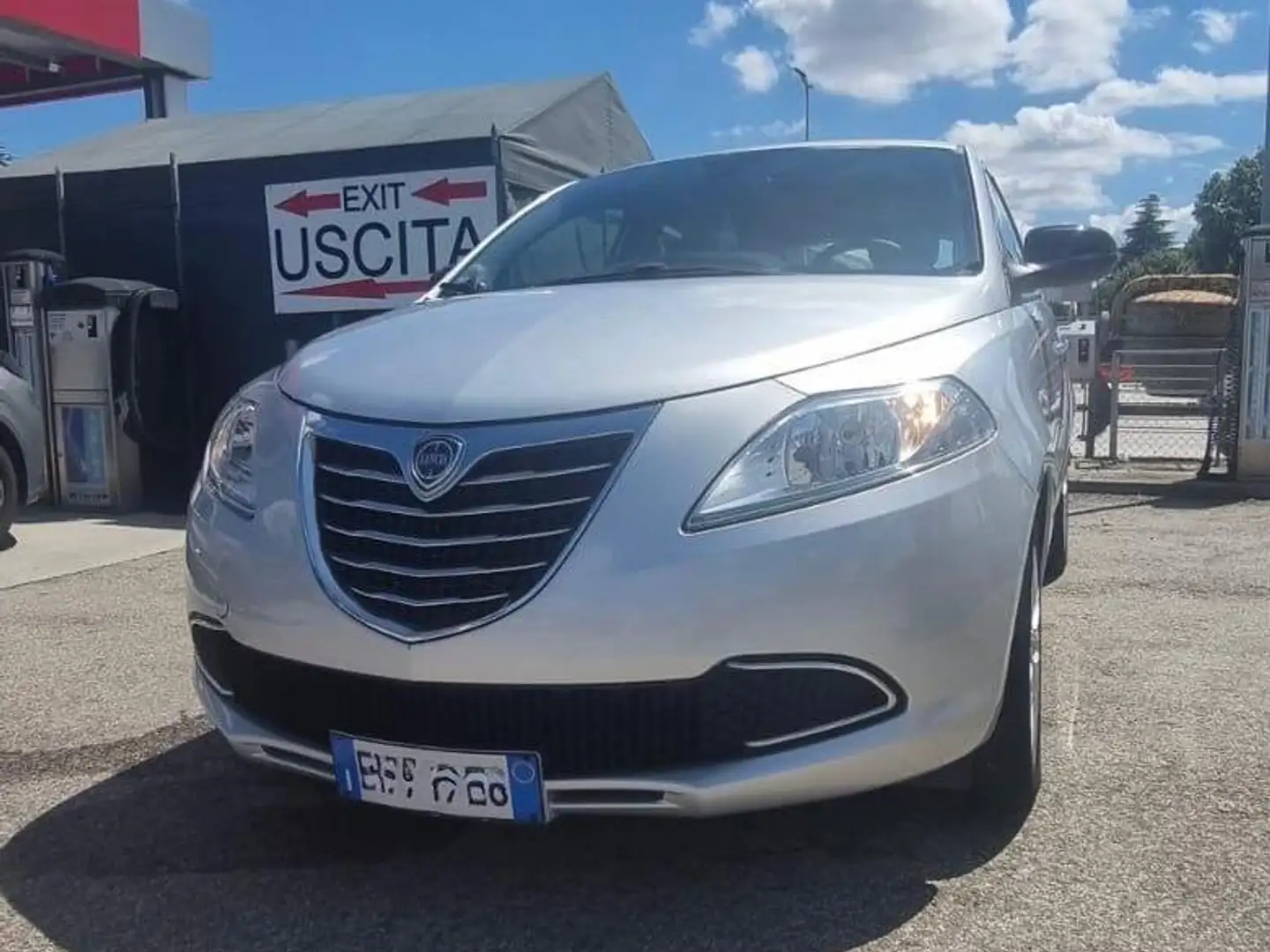 Lancia Ypsilon Ypsilon 1.2 8v Silver 69cv Argento - 2
