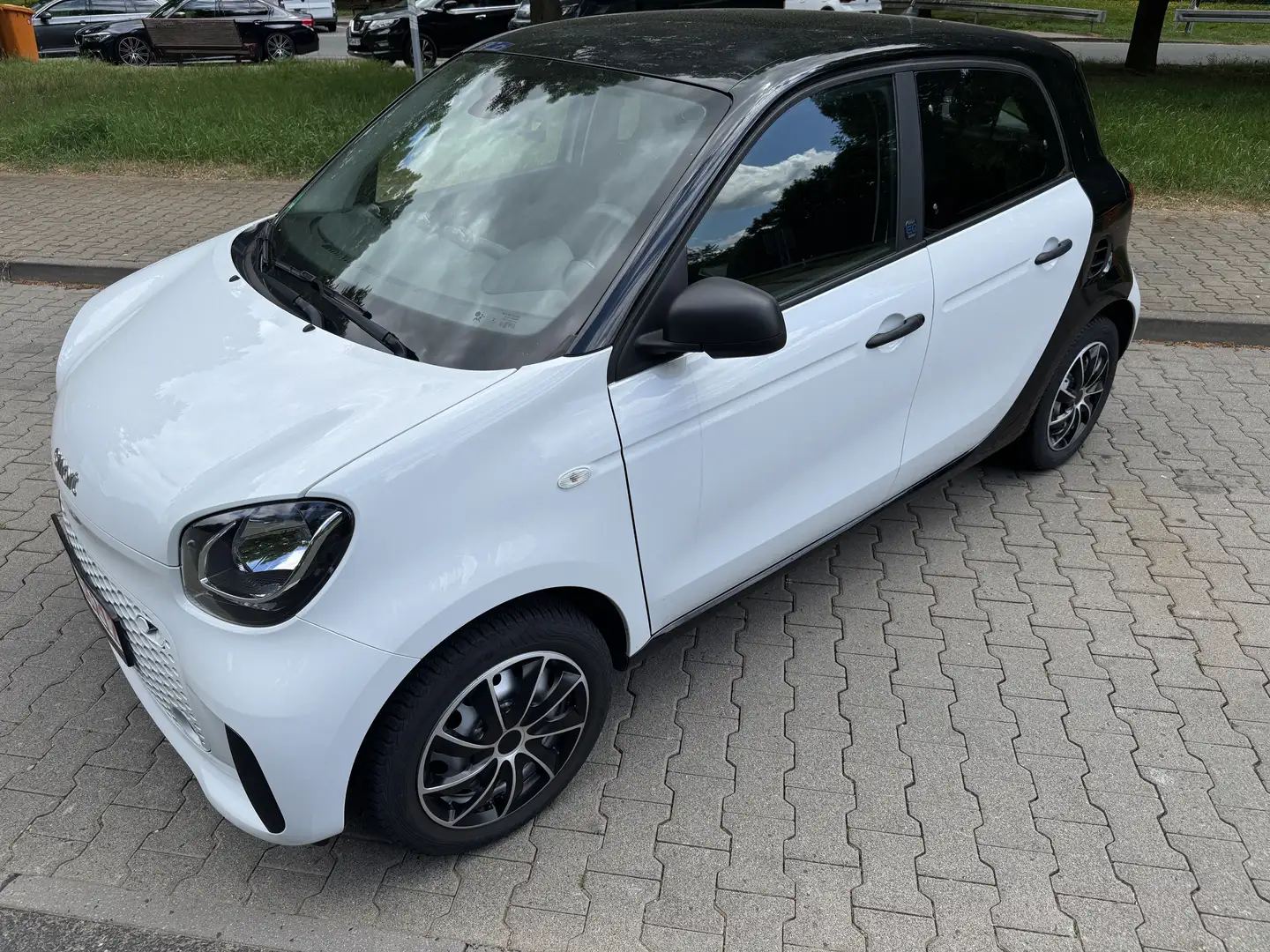 smart forFour 1.Hand, 2022 , DAB , Tempomat Mwst. ausweisbar Weiß - 1