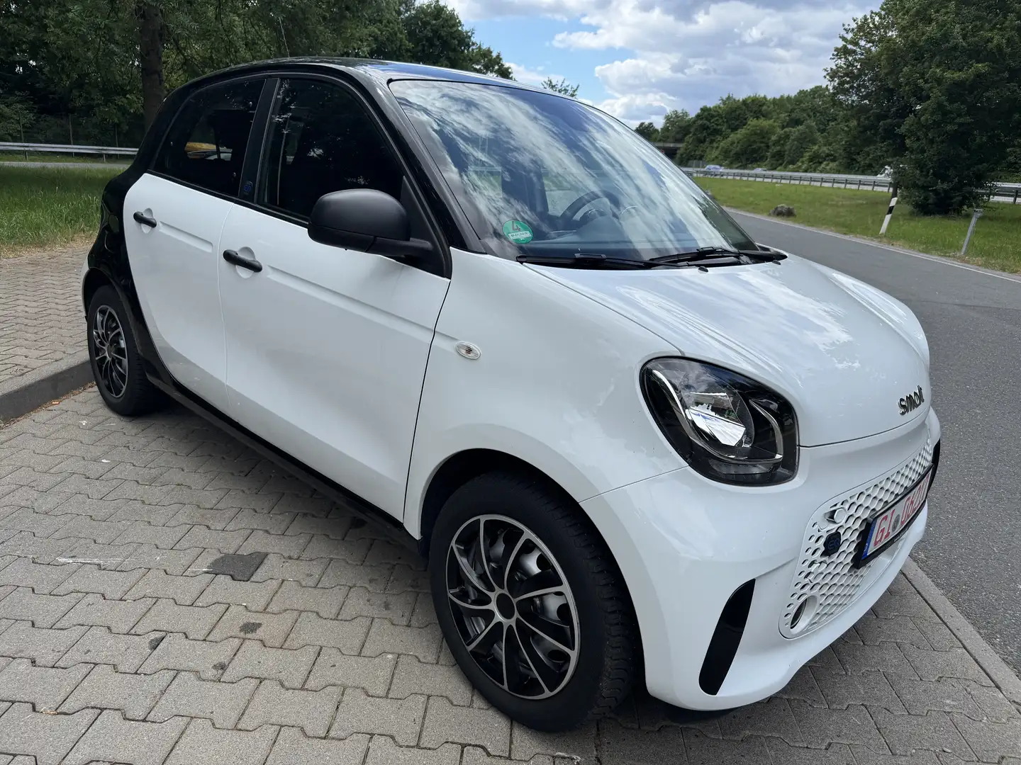 smart forFour 1.Hand, 2022 , DAB , Tempomat Mwst. ausweisbar Weiß - 2