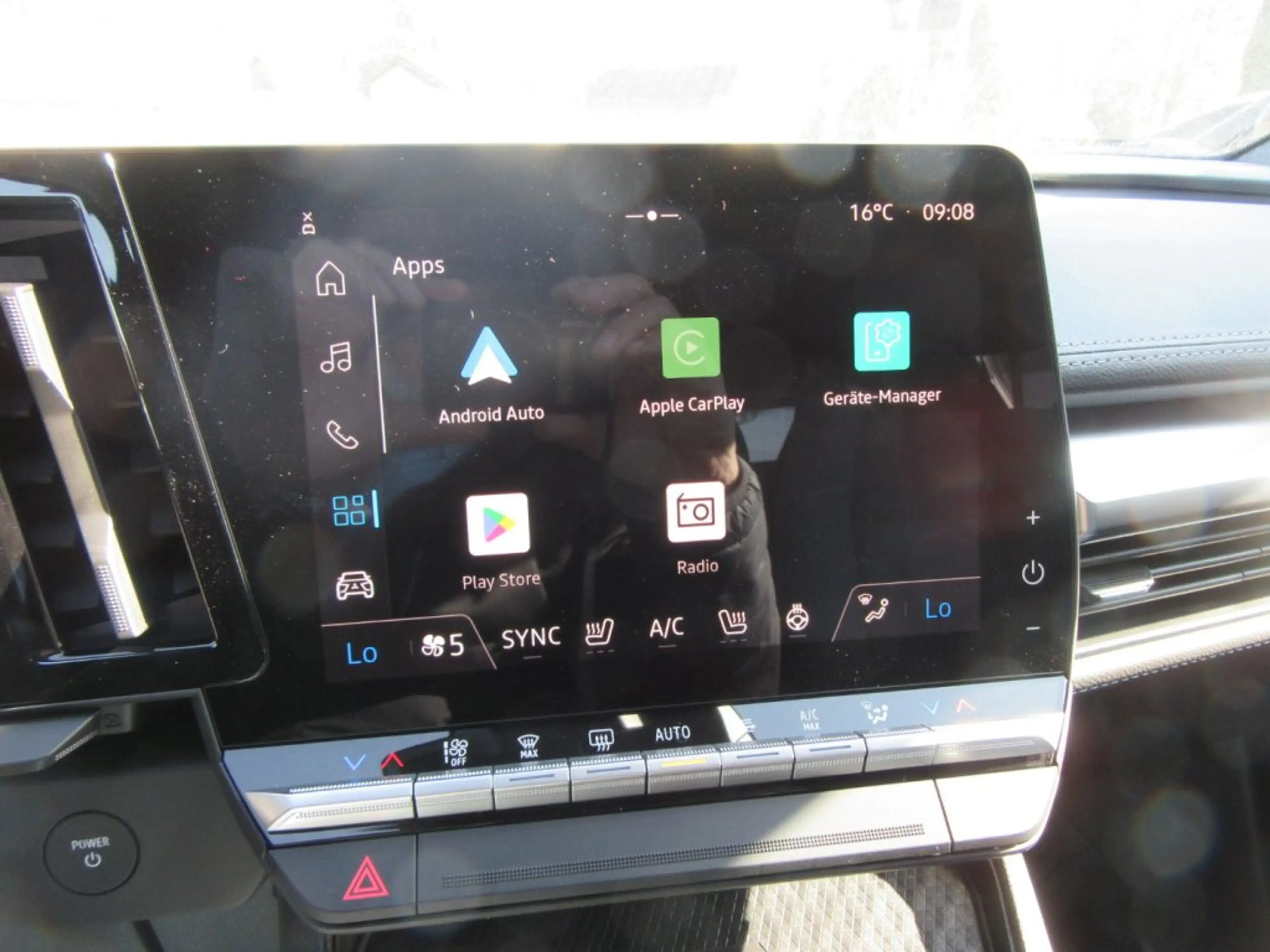 Mitsubishi Eclipse Cross BEV Invite 11kW LR 26 — photo 15