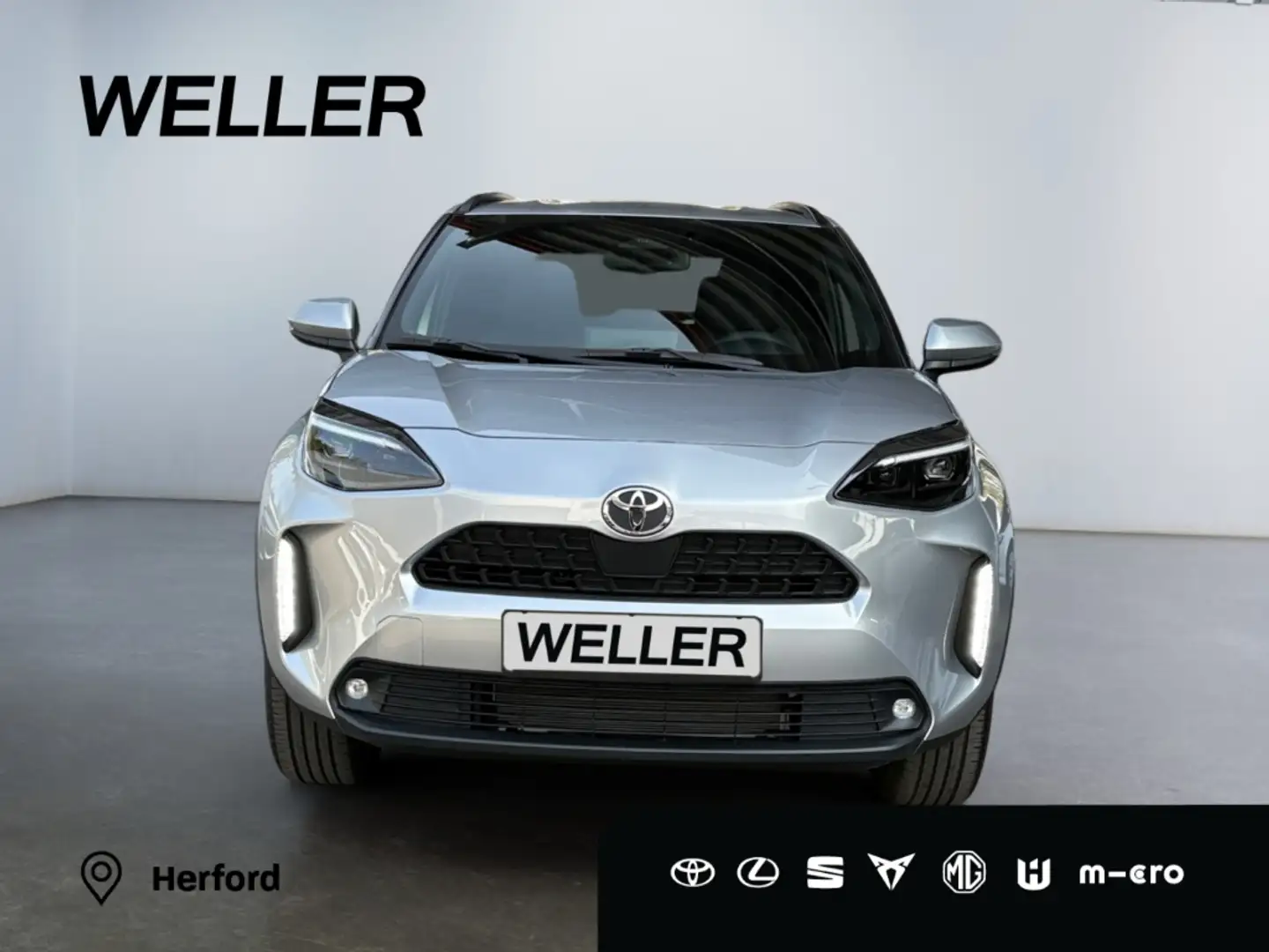Toyota Yaris Cross Hybrid 130 1.5 Teamplayer *Navi*LED* Silber - 2