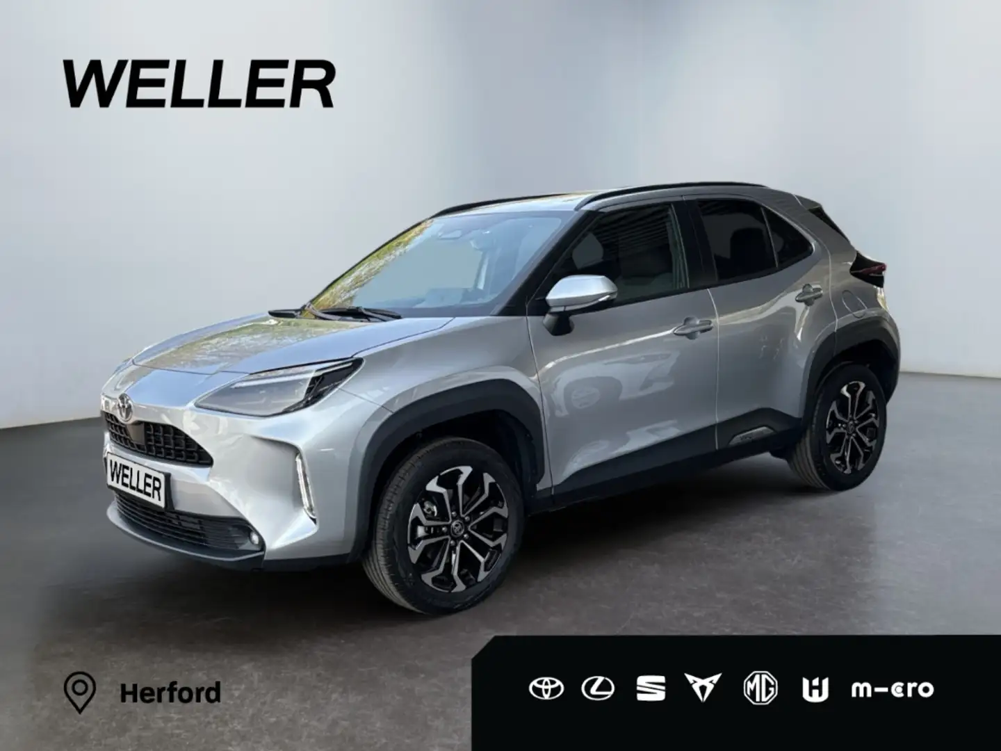 Toyota Yaris Cross Hybrid 130 1.5 Teamplayer *Navi*LED* Silber - 1