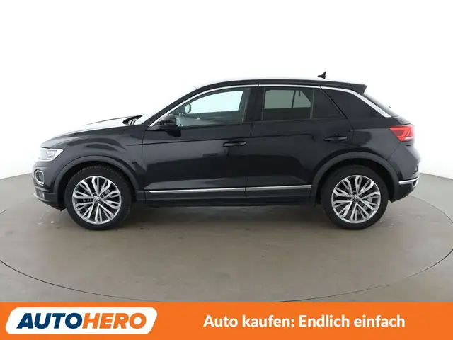 Volkswagen T-Roc view 3