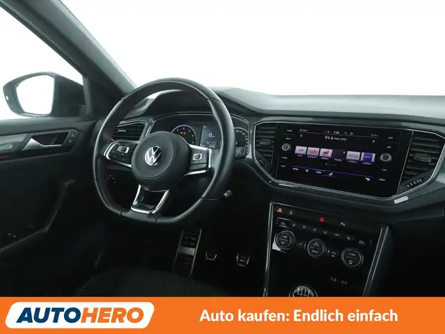 Volkswagen T-Roc view 13